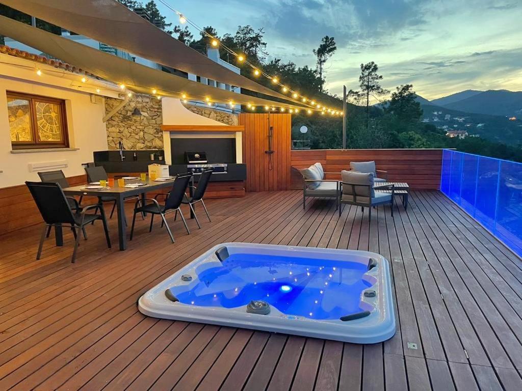 Spettacolare Vista Isola Terrazza E Idromassaggio Vila Noli Exterior foto
